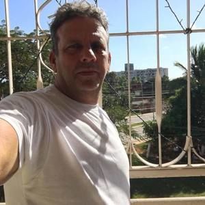 Meet your Posher, Marcos